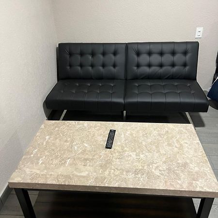 בייקרספילד Lone Oak Studio Suites מראה חיצוני תמונה